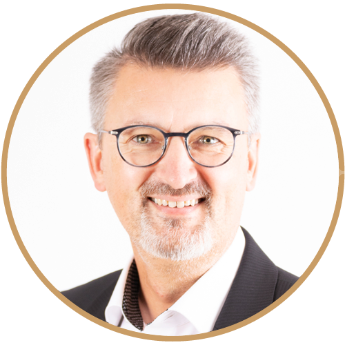 Trauerredner Matthias Köhler – Für Trauerfeiern in Fulda, Rhön und Hessen