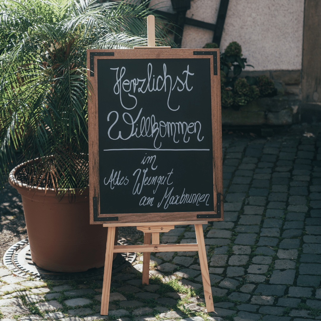 trauredner-matthias-koehler-freie-trauung-altes-weingut-am-maxbrunnen-bad-duerkheim