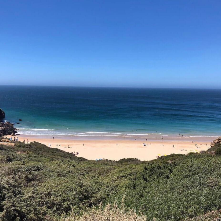 portugal-algarve-aljezur-freie-trauung-trauredner-matthias-köhler-blick-zum-strand (2)